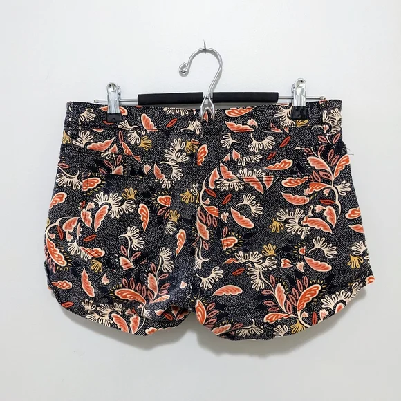 Patterned shorts - Picture 3 of 6